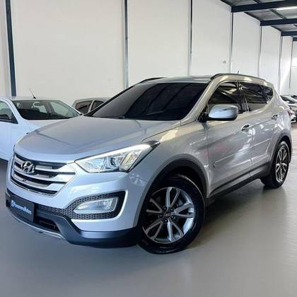 HYUNDAI SANTA FÉ 3.3 MPFI 4X4 7 LUGARES V6 270CV GASOLINA 4P AUTOMÁTICO HYUNDAI SANTA FÉ 3.3 MPFI 4X4 7 LUGARES V6 270CV GASOLINA 4P AUTOMÁTICO